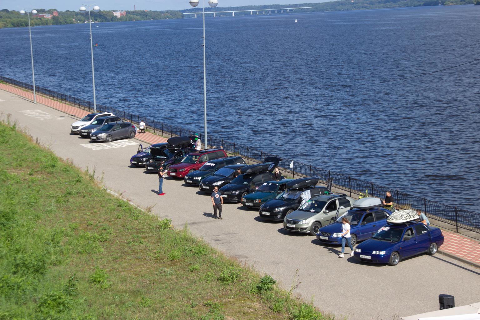 В Кинешму прибывают участники Чемпионата по автозвуку и тюнингу «One Car Day».